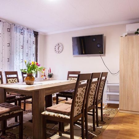 Fuege-Fa-Haz Vasarosnameny - Gergelyiugornya Appartement Buitenkant foto