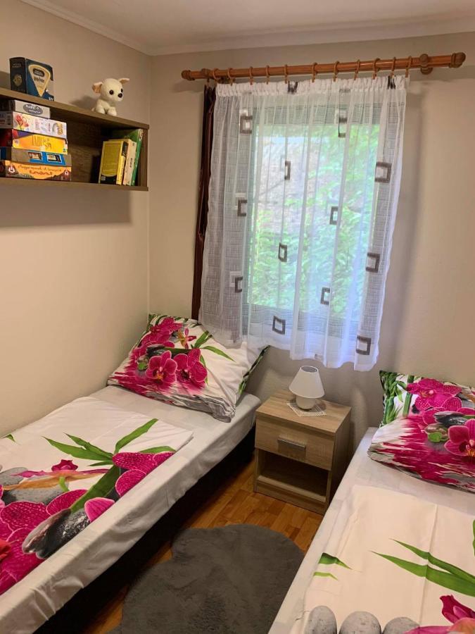 Fuege-Fa-Haz Vasarosnameny - Gergelyiugornya Appartement Buitenkant foto