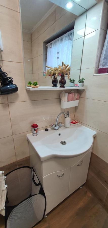 Fuege-Fa-Haz Vasarosnameny - Gergelyiugornya Appartement Buitenkant foto